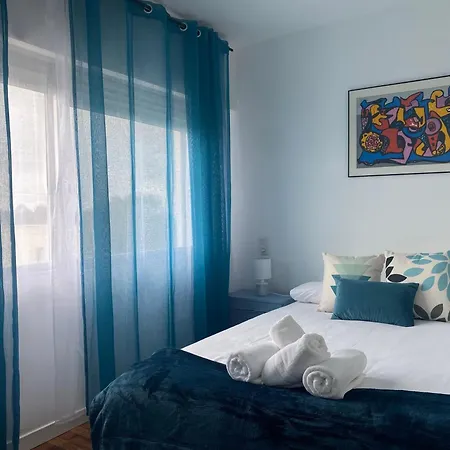 Magnifica Casa Independiente By Bebalmy サンティアゴ・デ・コンポステーラ